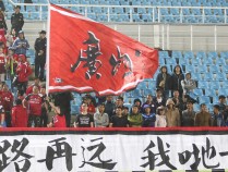 战火再燃，球队全力以赴争取荣誉的简单介绍